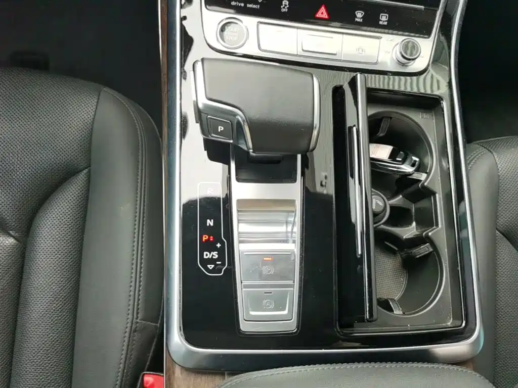 Audi Q7 2021 55 TFSI quattro S line Sport фото 21