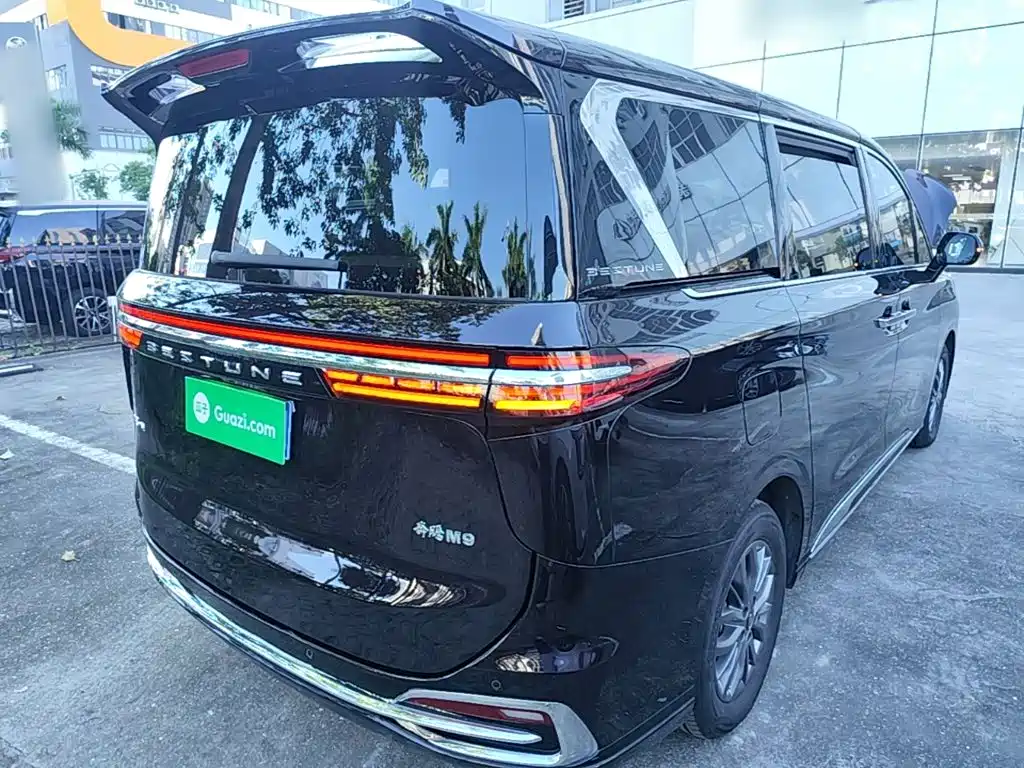 Besturn M9 2023 2023 Model 2.0T Supreme Edition