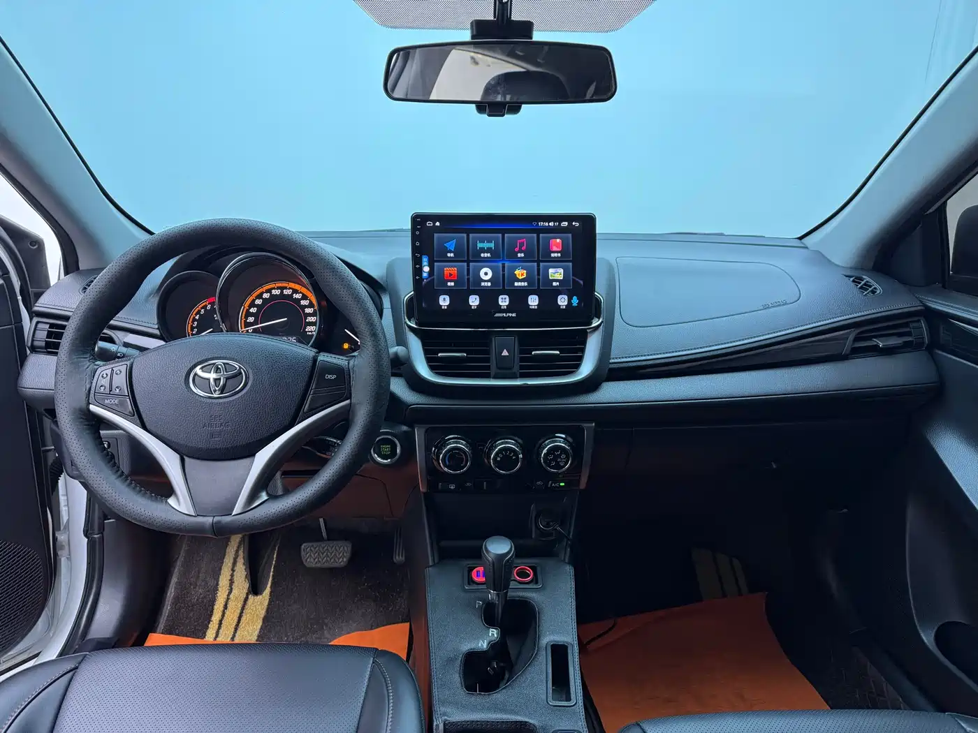 Toyota YARiS L Zhi Xuan 2022 Zhi Xuan X 1.5L CVT Luxury PLUS Edition фото 8