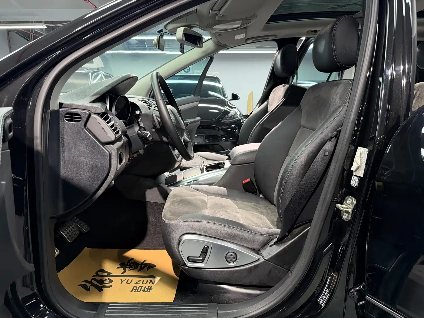 Mercedes-Benz R-Class 2014 R 320 4MATIC Business фото 9