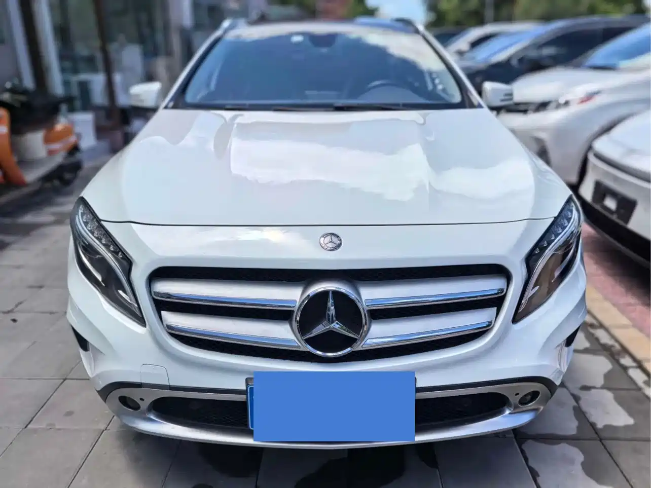 Mercedes-Benz GLA 2015 2015 GLA 200 Fashion