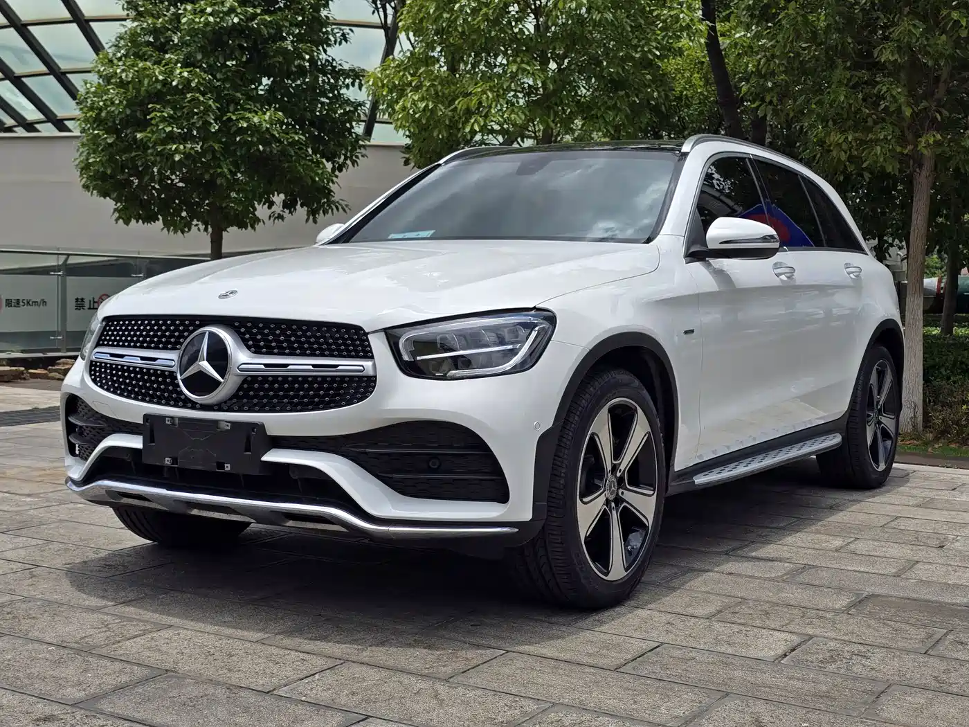 Mercedes-Benz GLC 2022 Facelift GLC 300 L 4MATIC Dynamic Collector's Edition