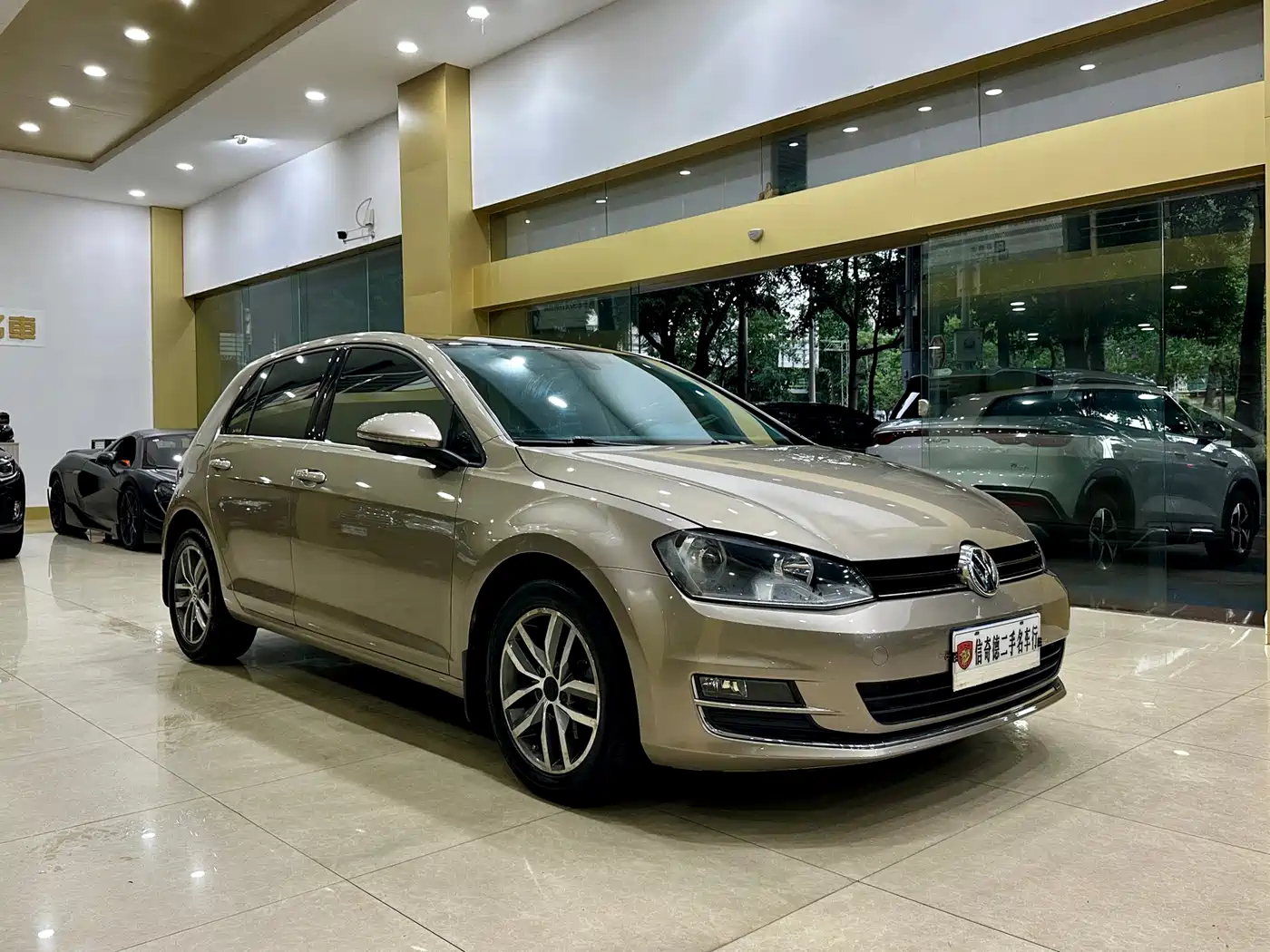 Volkswagen Golf 2016 230TSI Automatic Luxury фото 6