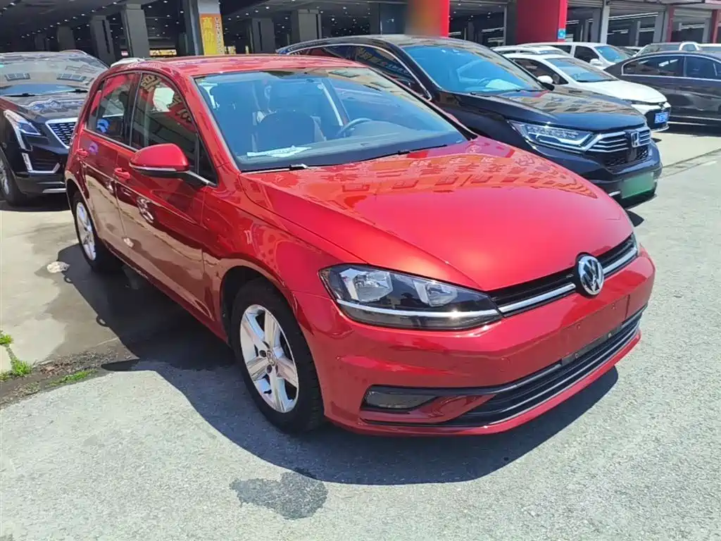 Volkswagen Golf 2018 1.6L Automatic Fashion фото 4