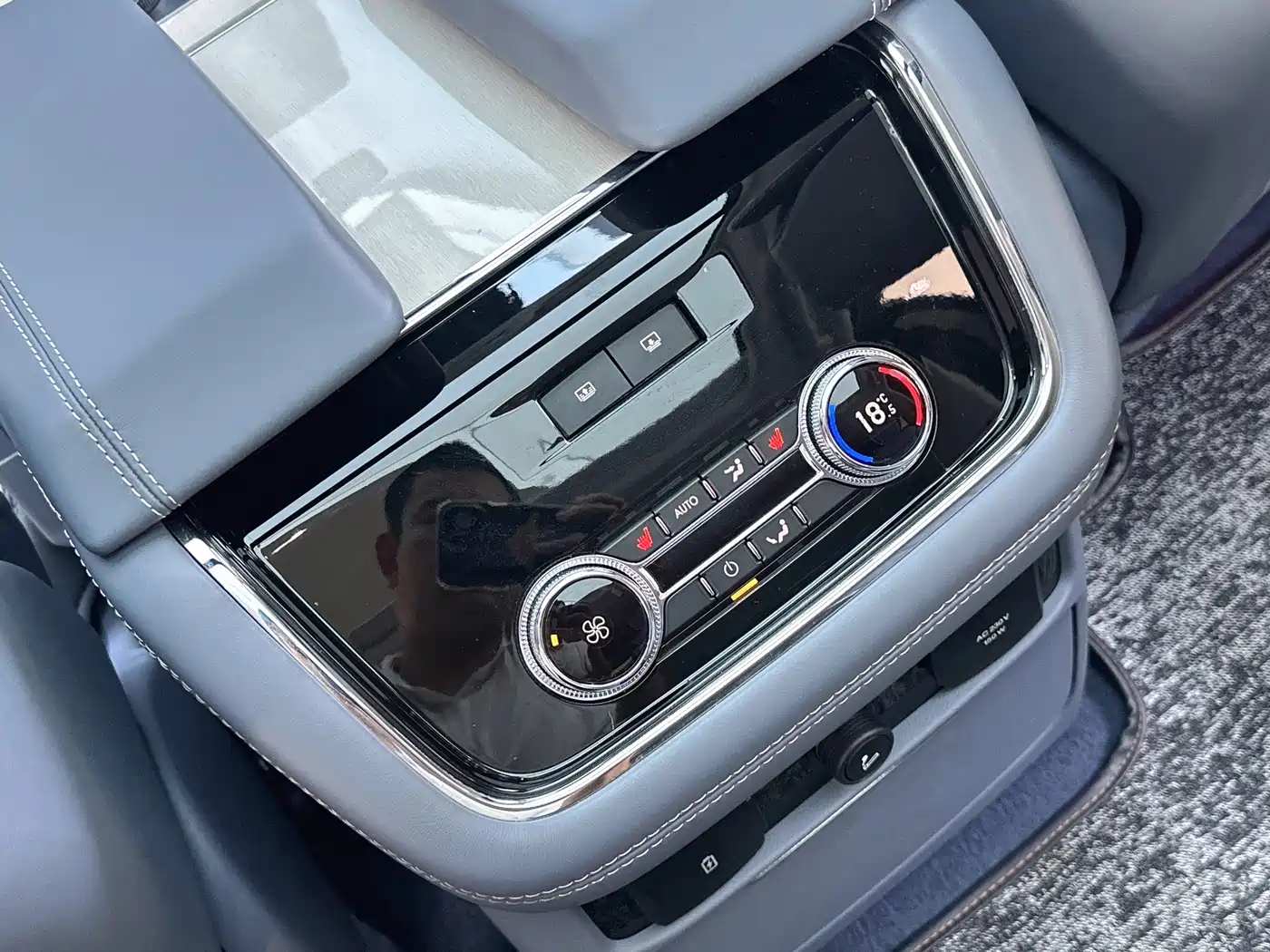 Lincoln Navigator 2022 2020 3.5T Presidential Series