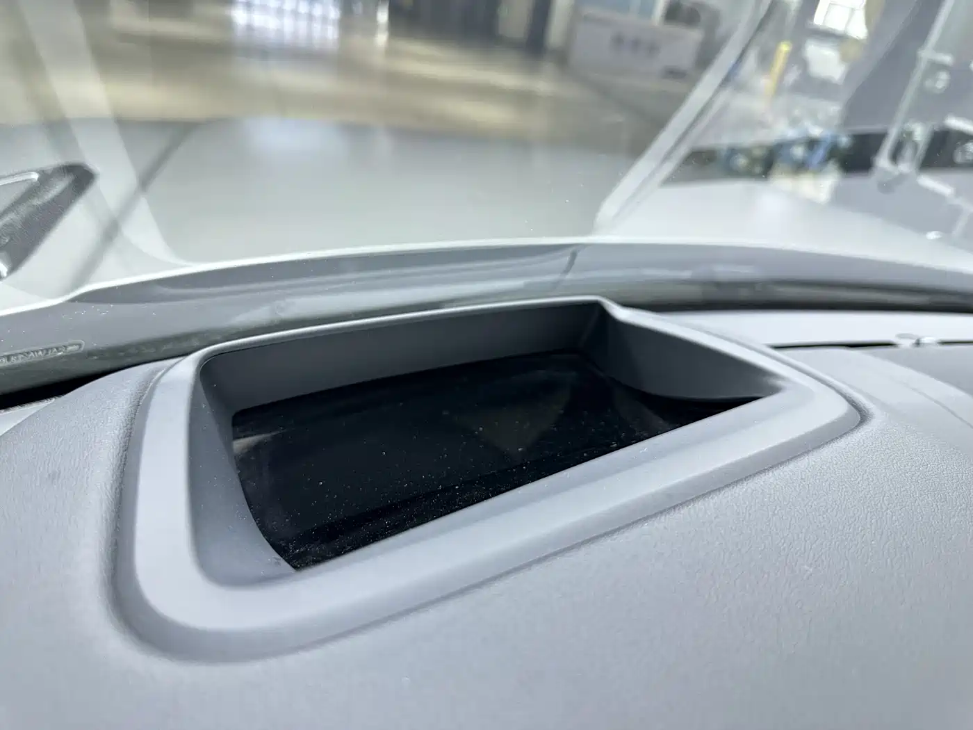 Land Rover Range Rover Sport 2020 3.0 L6 SE фото 8