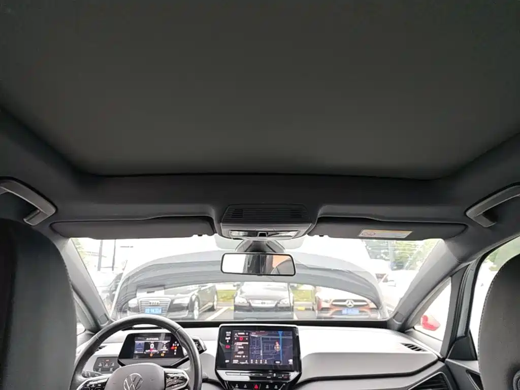 Volkswagen ID.3 2023 Upgraded Pure Intelligence Edition фото 18