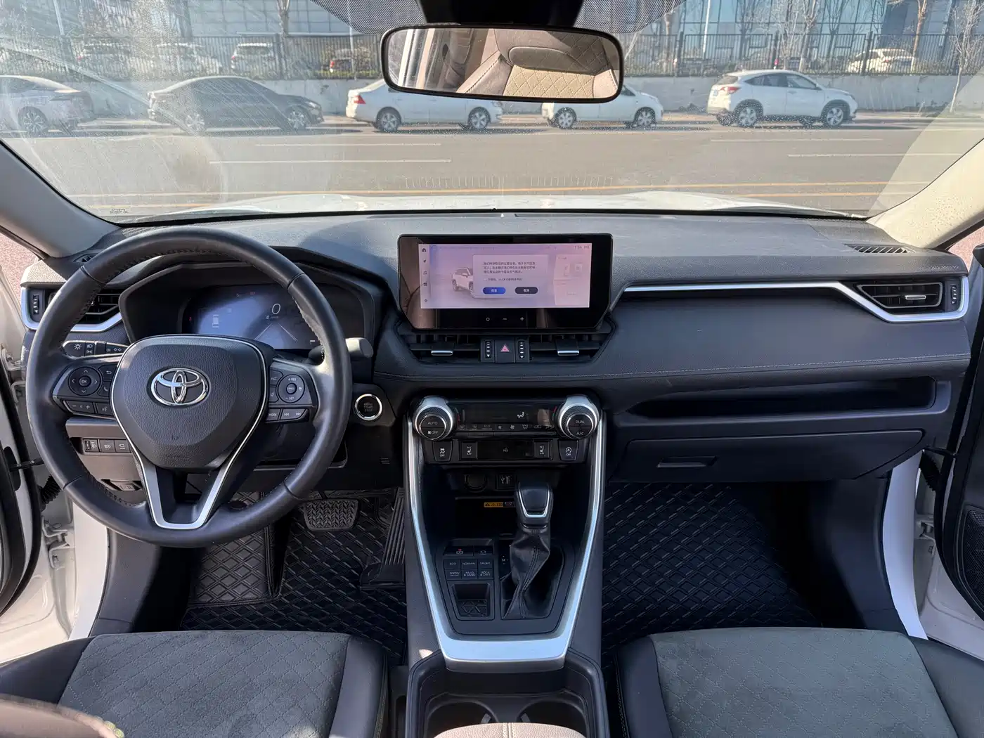 Toyota RAV4 Rongfang 2024 2.0L CVT AWD Adventure Plus Edition фото 7