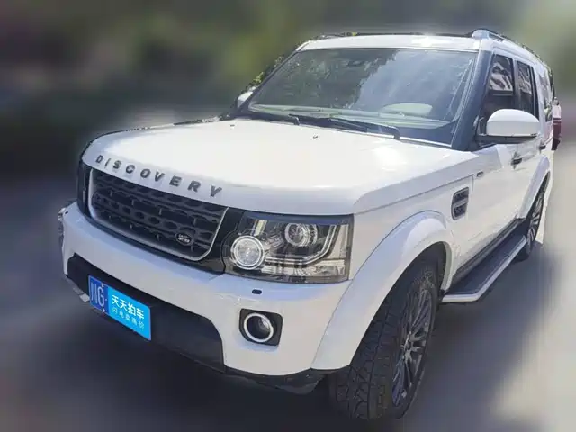 Land Rover Discovery 2014 3.0 SC V6 SE — фото 1