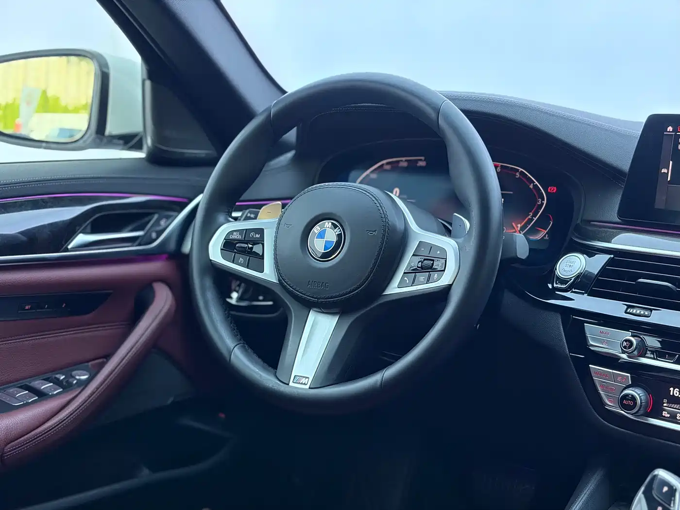 BMW 5 Series 2020 530Li Exclusive M Sport Package фото 20