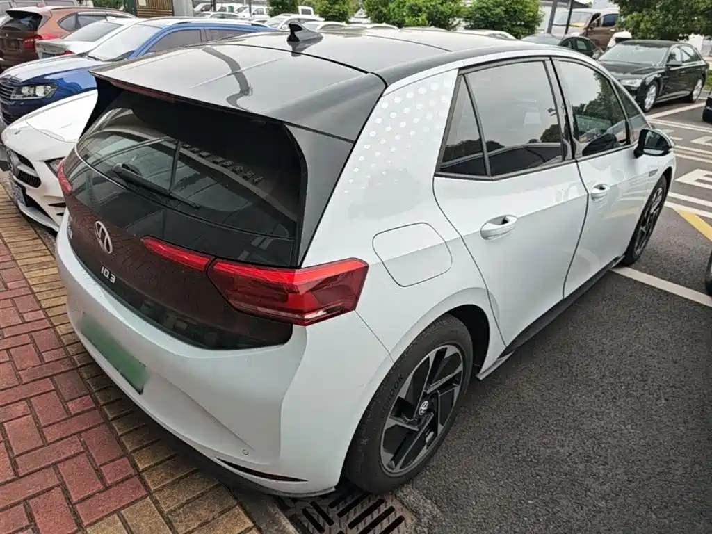 Volkswagen ID.3 2023 Upgraded Pure Intelligence Edition фото 7