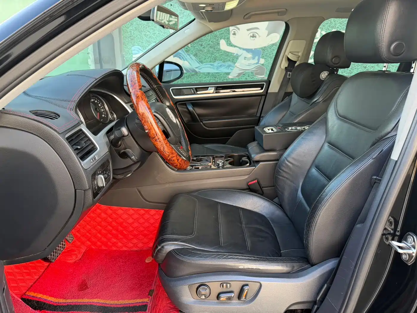 Volkswagen Touareg 2011 3.0TSI Comfort фото 4