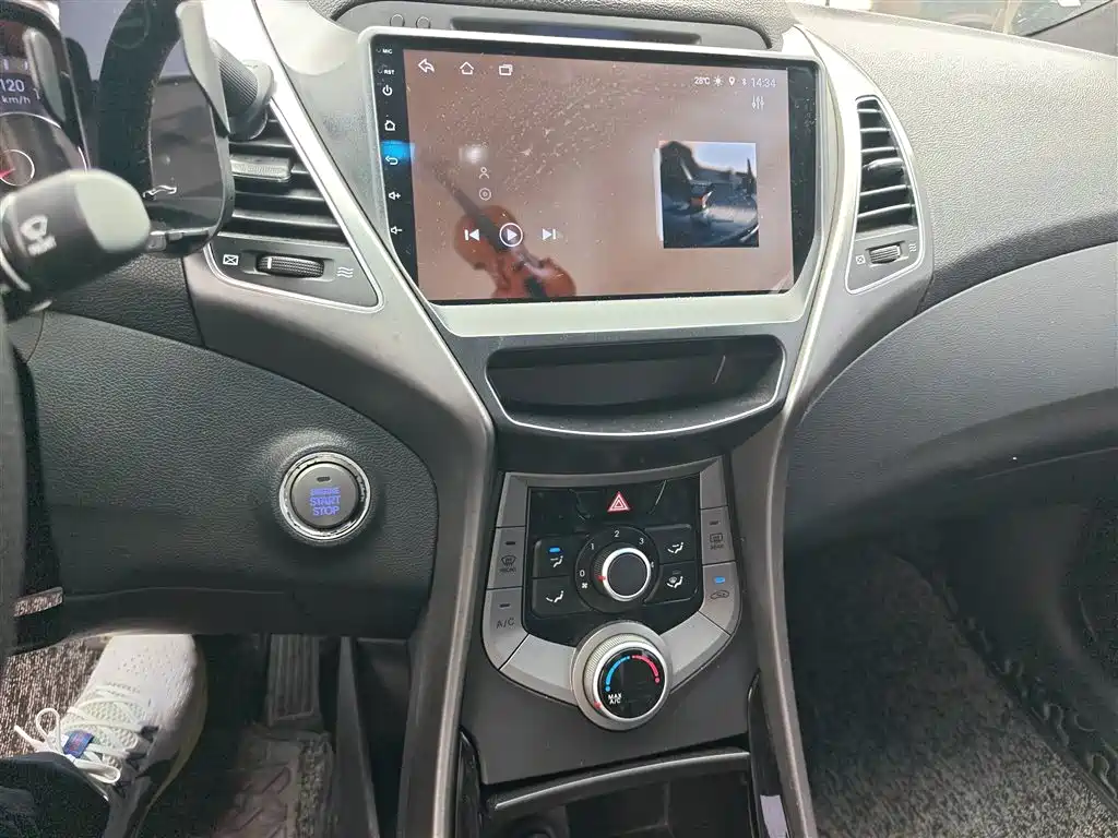 Hyundai Langdong 2015 1.6L Auto Premium фото 10
