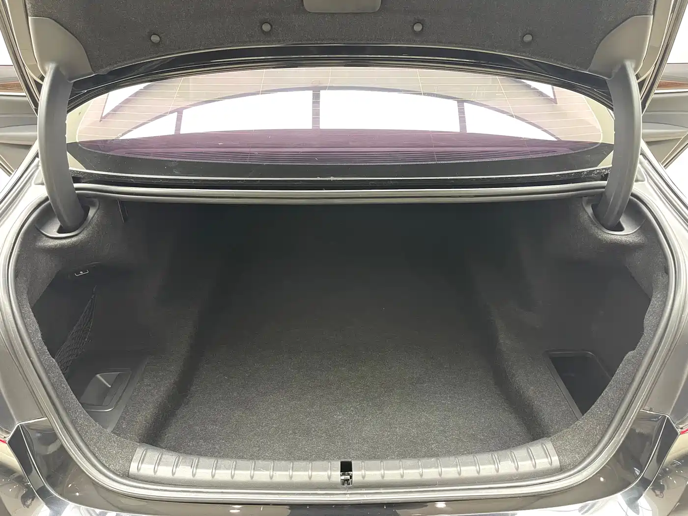 BMW 5 Series 2018 525Li Luxury Package фото 12