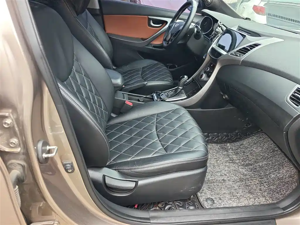 Hyundai Langdong 2015 1.6L Auto Premium фото 20