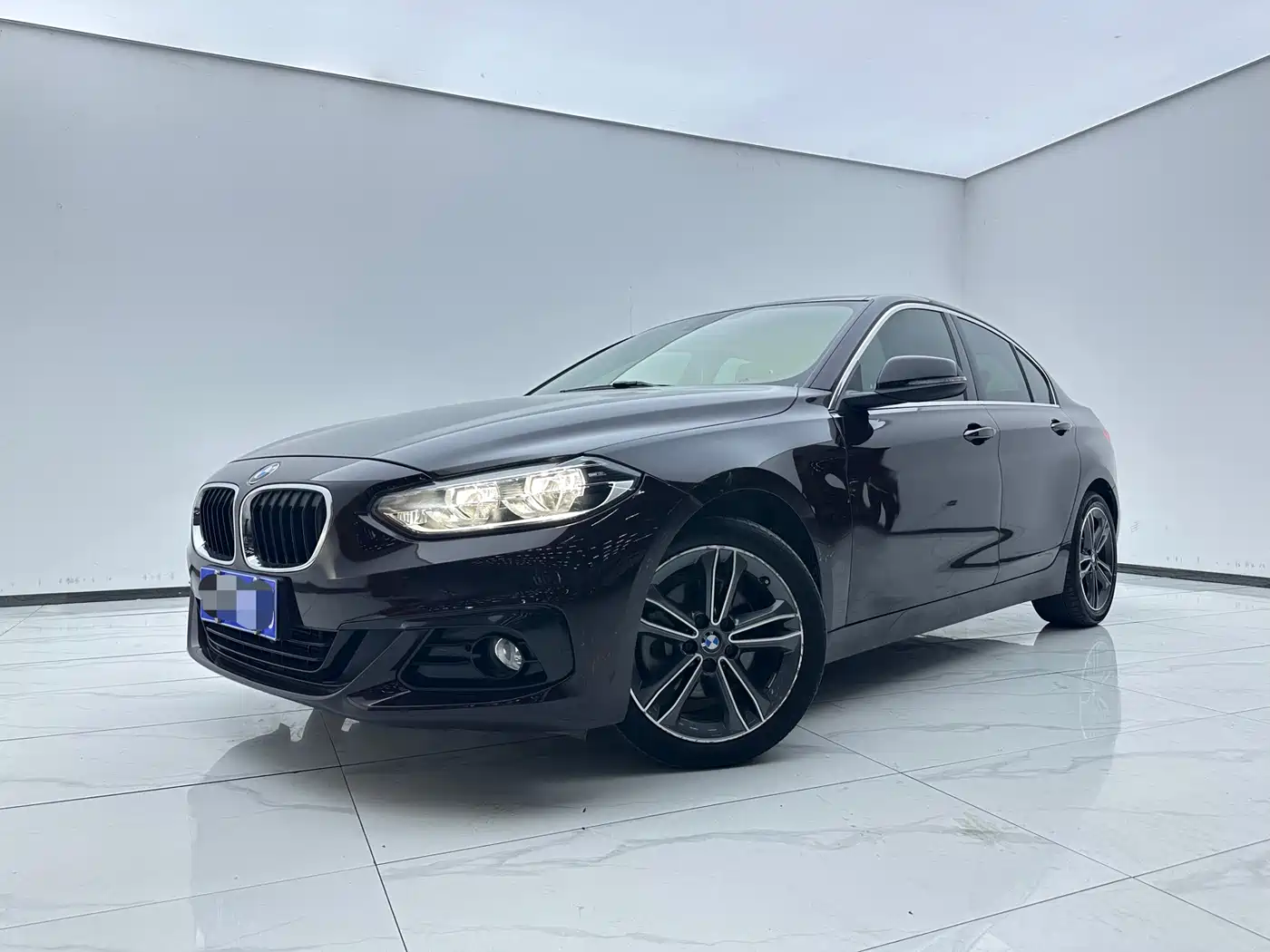 BMW 1 Series 2018 118i Sport Edition