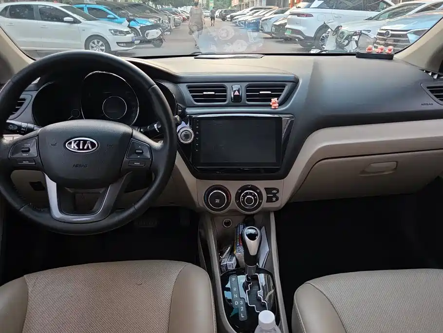 Kia K2 2012 2011 Sedan 1.6L AT Premium