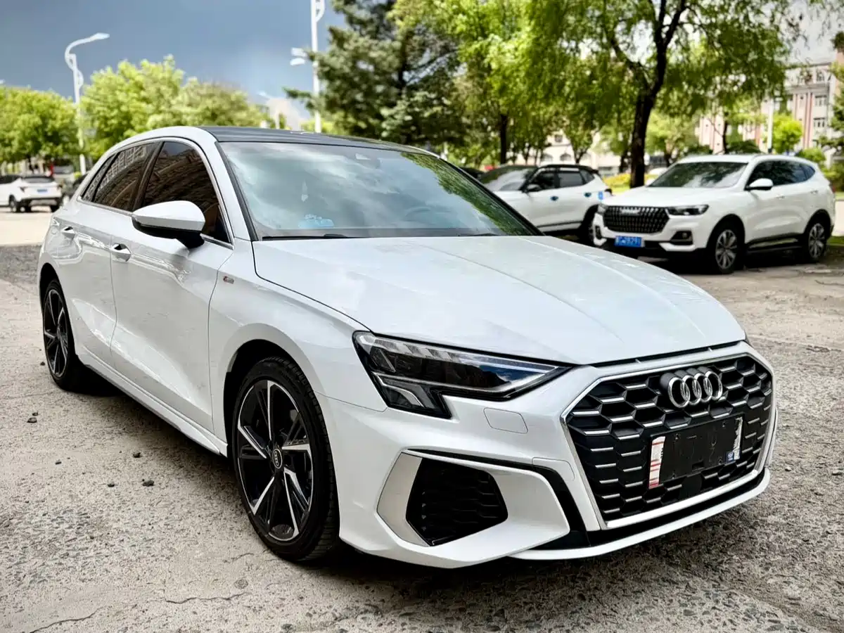 AUDI A3