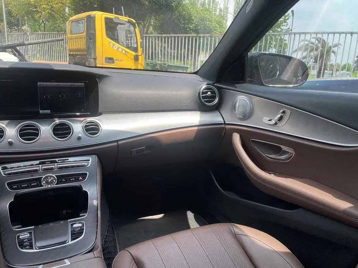 Mercedes-Benz E-Class (Import) 2019 E 200 Sport фото 16