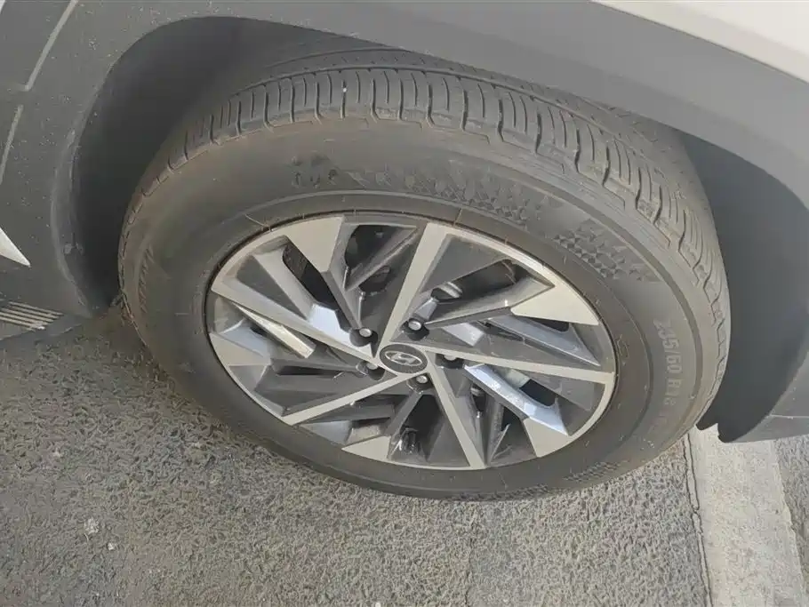 Hyundai Tucson 2023 Tucson L 1.5T Automatic 2WD GLX Elite Edition фото 6