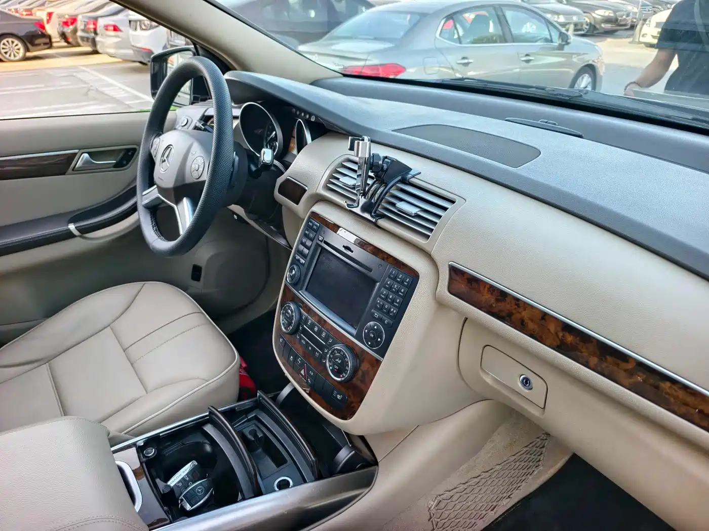 Mercedes-Benz R-Class 2011 R 350 L 4MATIC фото 13