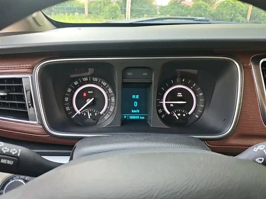 Buick GL8 2017 25S Comfort China V фото 12