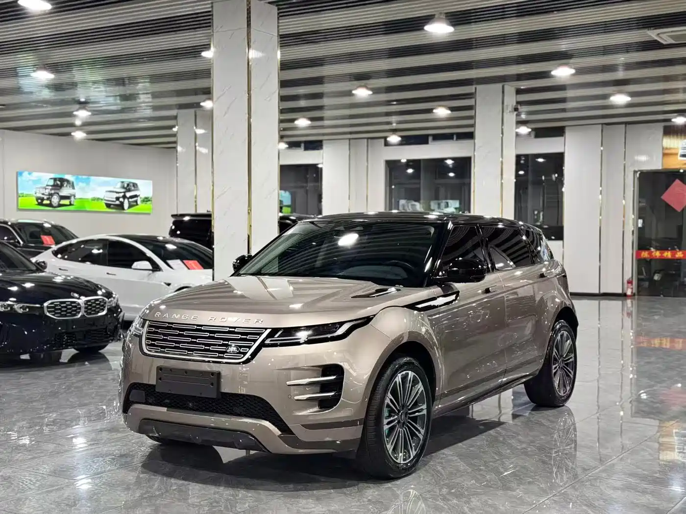 Land Rover Range Rover Evoque 2024 Range Rover Evoque L 249PS Condensed Light Limited Edition