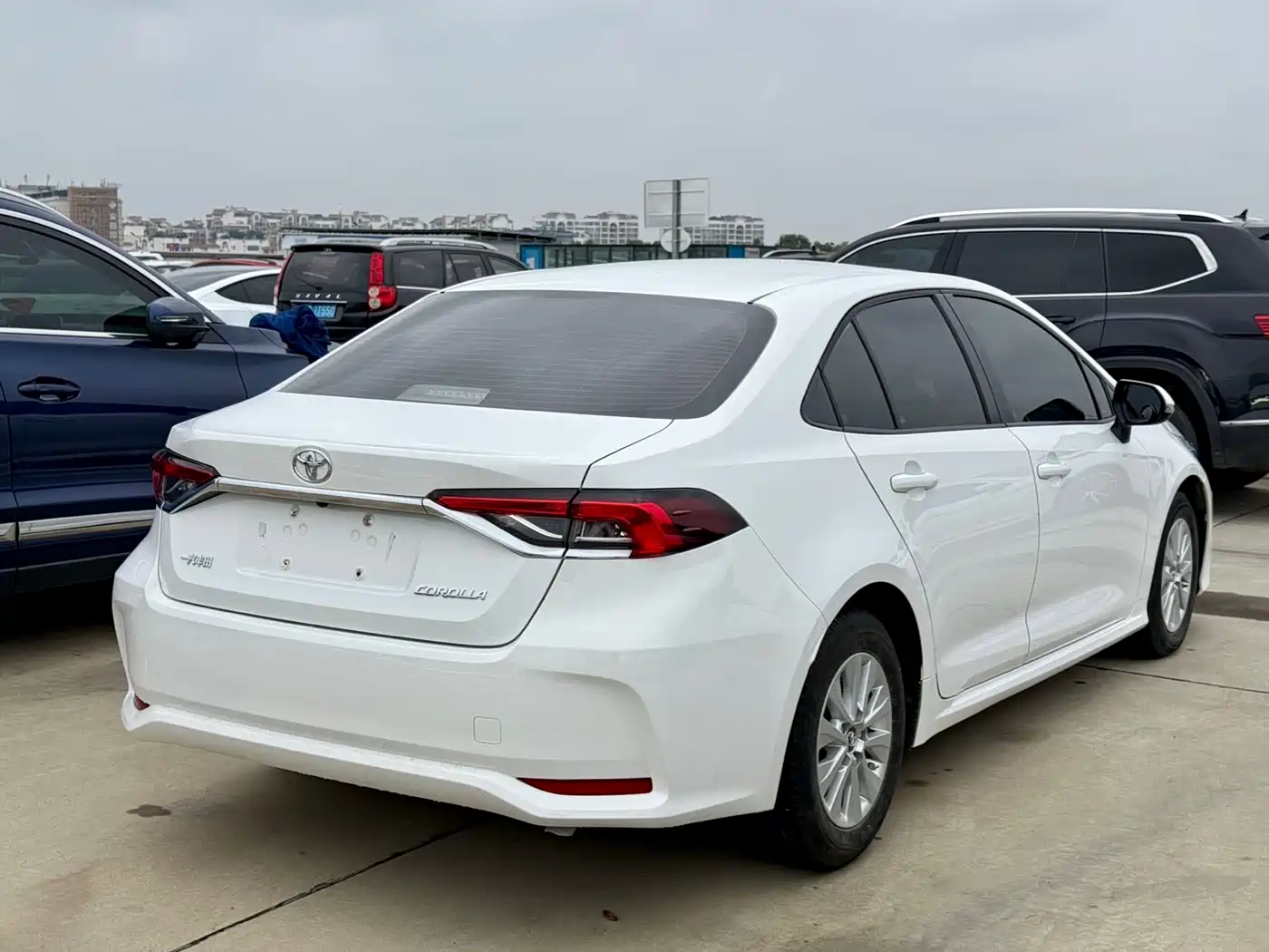 Toyota Corolla 2021 TNGA 1.5L CVT Elite Edition фото 14