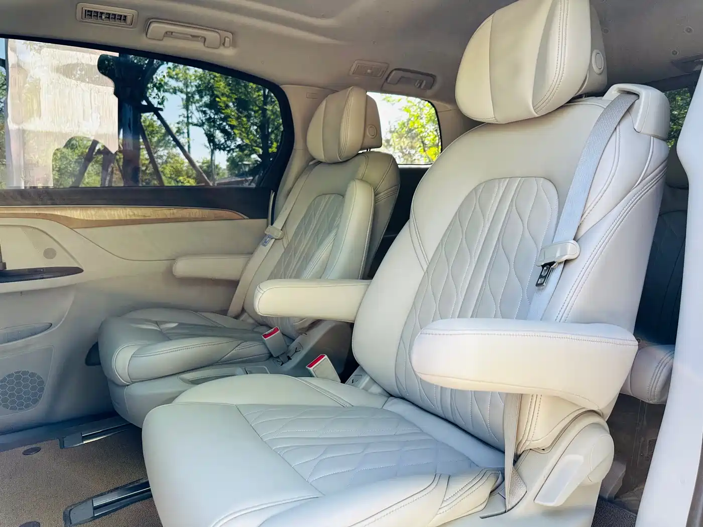 Buick GL8 2017 ES 28T Comfort Type China V фото 9
