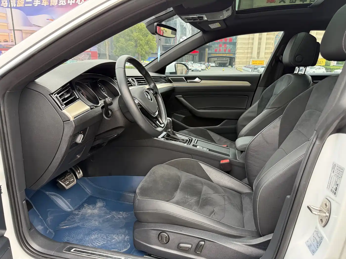 Volkswagen FAW-Volkswagen CC 2020 330TSI Elegance Version China VI фото 4