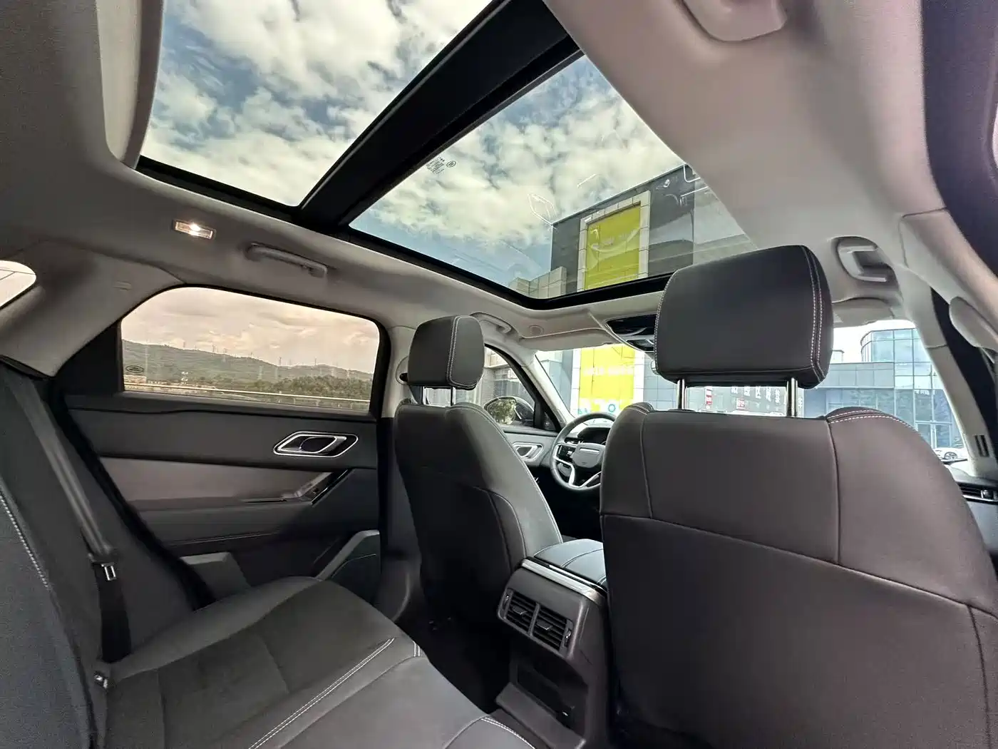 Land Rover Range Rover Velar 2023 2023 250PS