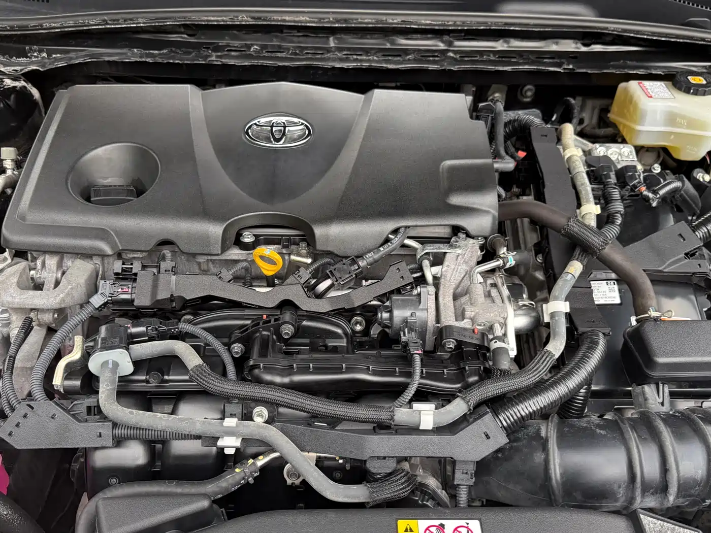 Toyota Camry 2018 Hybrid 2.5HG Luxury Edition фото 15
