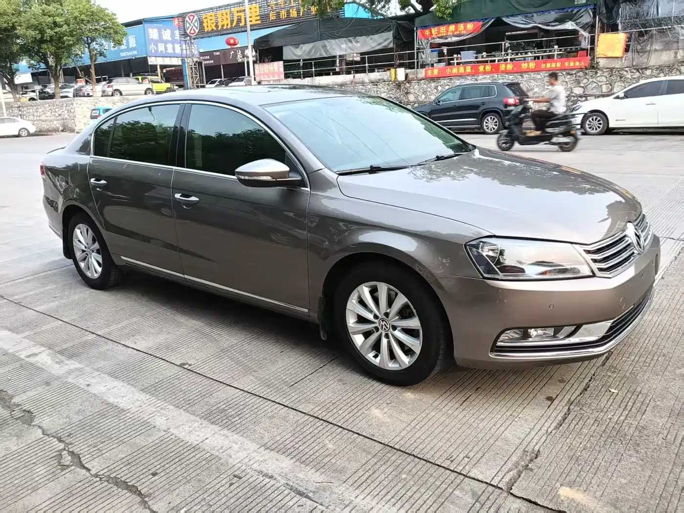 Volkswagen Magotan 2015 1.8TSI Leading фото 3
