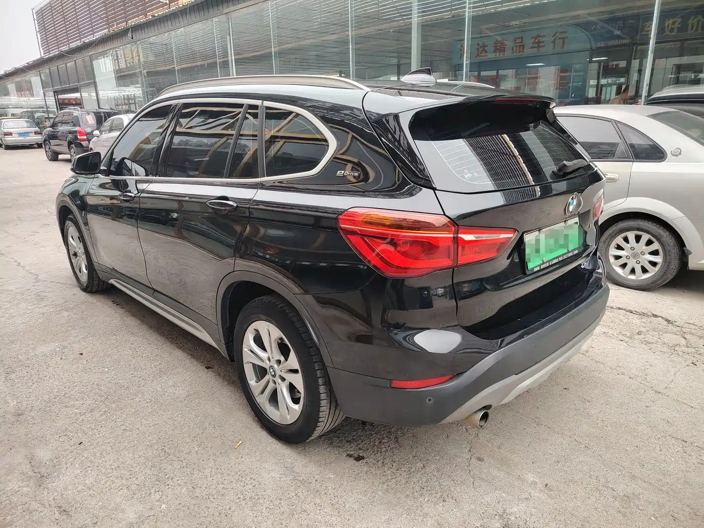 BMW X1 New Energy 2019 xDrive25Le Range Upgrade Edition фото 4