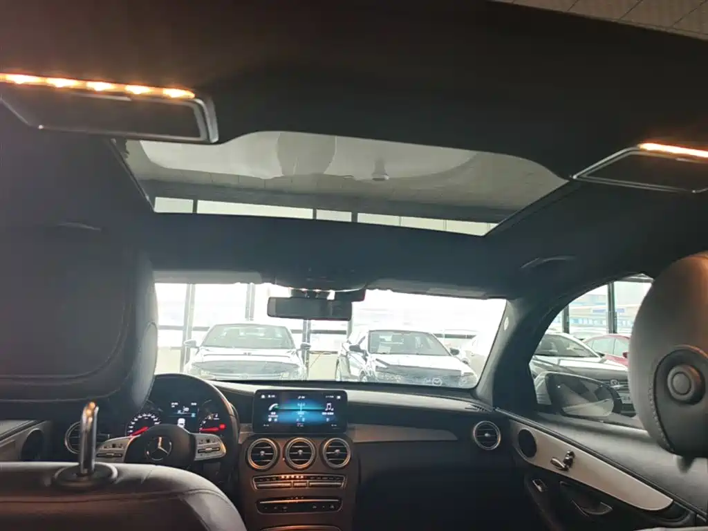 Mercedes-Benz GLC 2020 GLC 260 L 4MATIC Dynamic фото 18