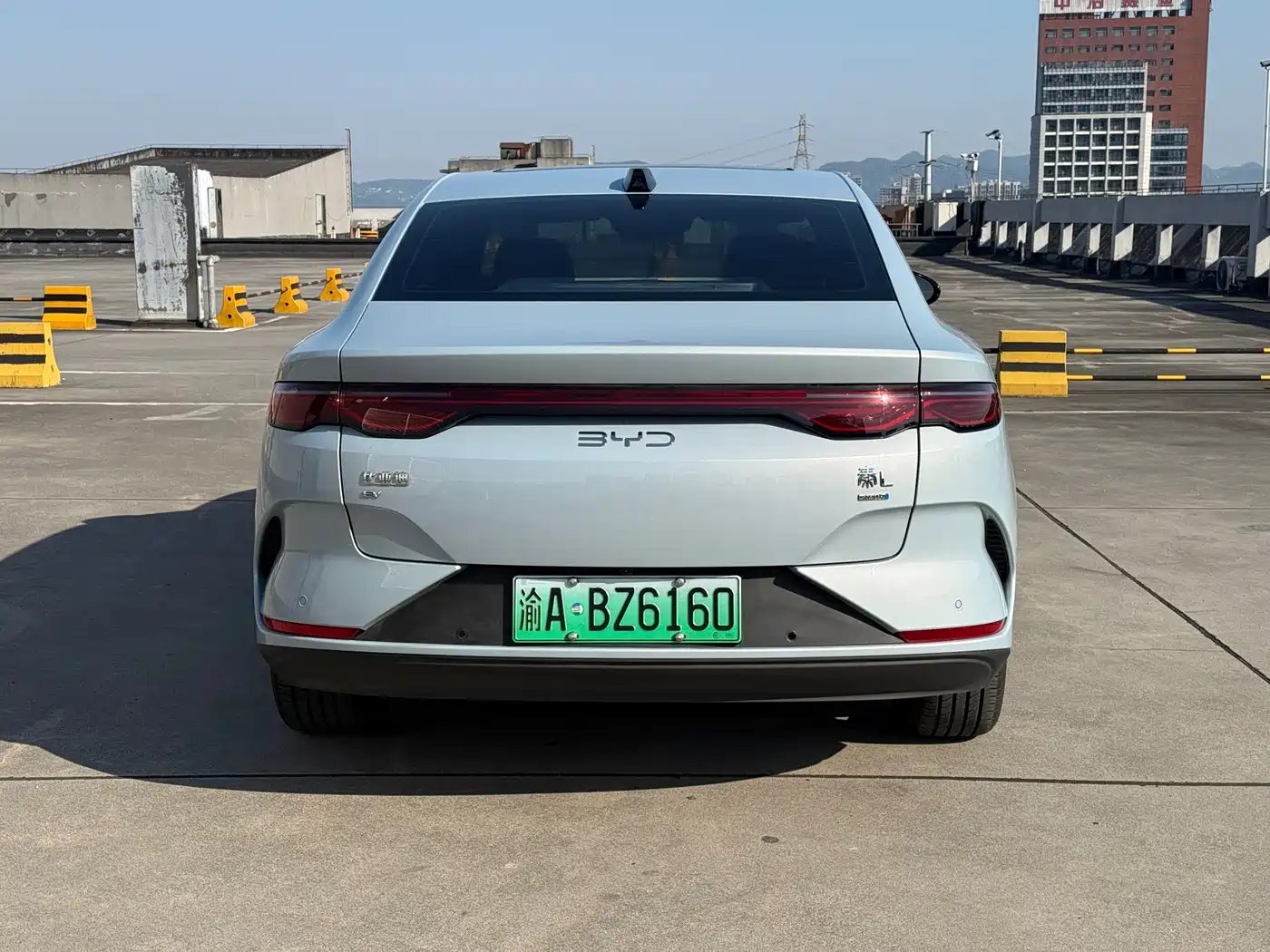 BYD Qin L 2025 EV 545KM Superior фото 6