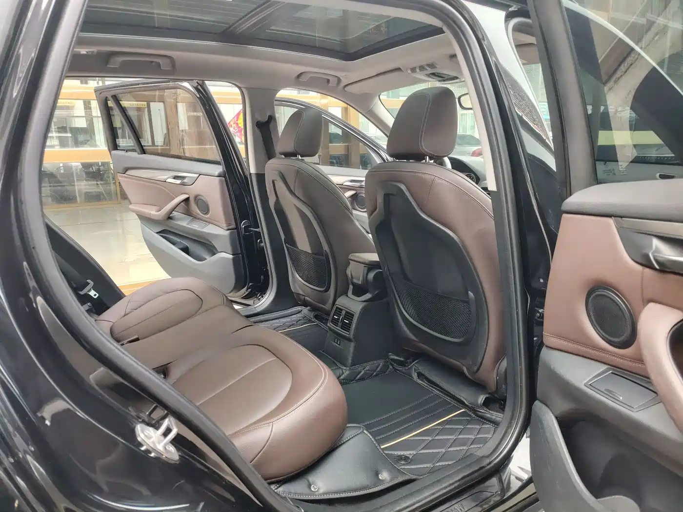 BMW X1 New Energy 2019 xDrive25Le Range Upgrade Edition фото 15