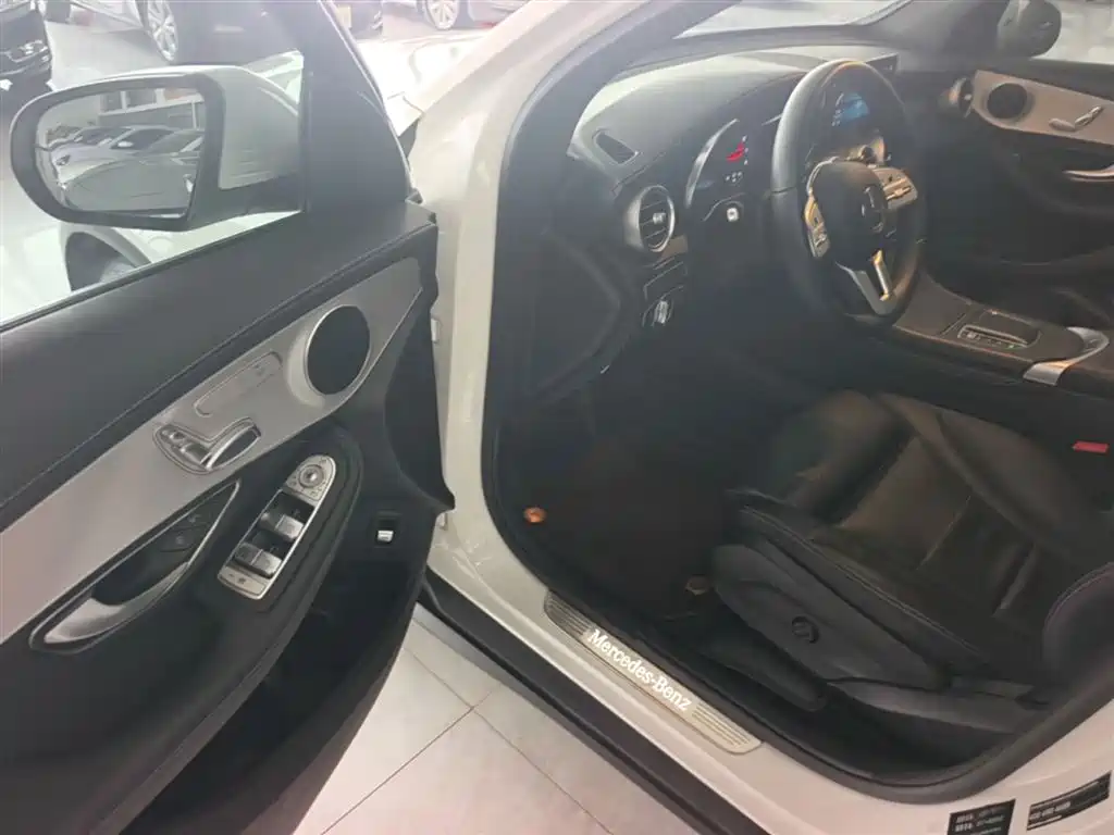 Mercedes-Benz GLC 2020 GLC 260 L 4MATIC Dynamic фото 16