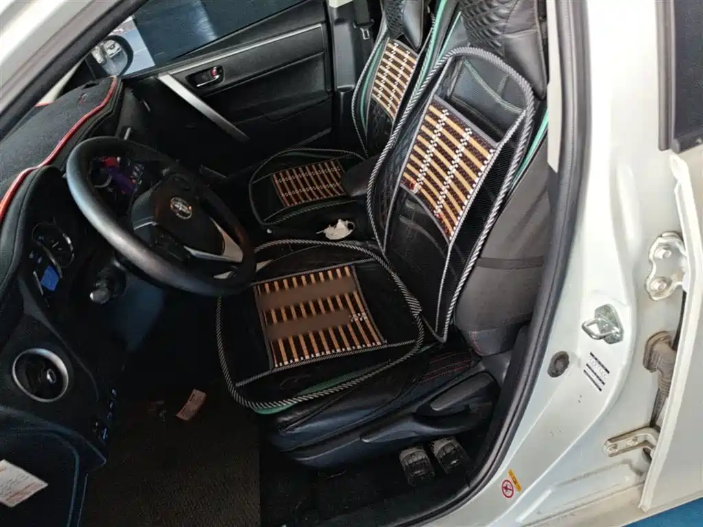 Toyota Levin 2017 Facelift 185T CVT Elite (China V) фото 15