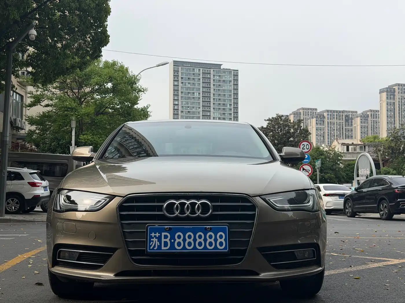 Audi A4L 2013 35 TFSI Automatic Standard