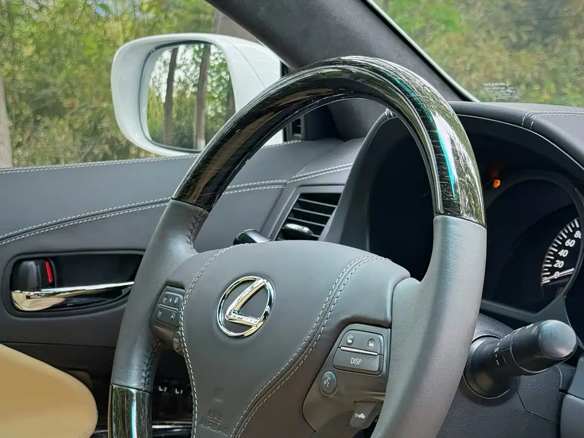 Lexus GS 2008 460 фото 19