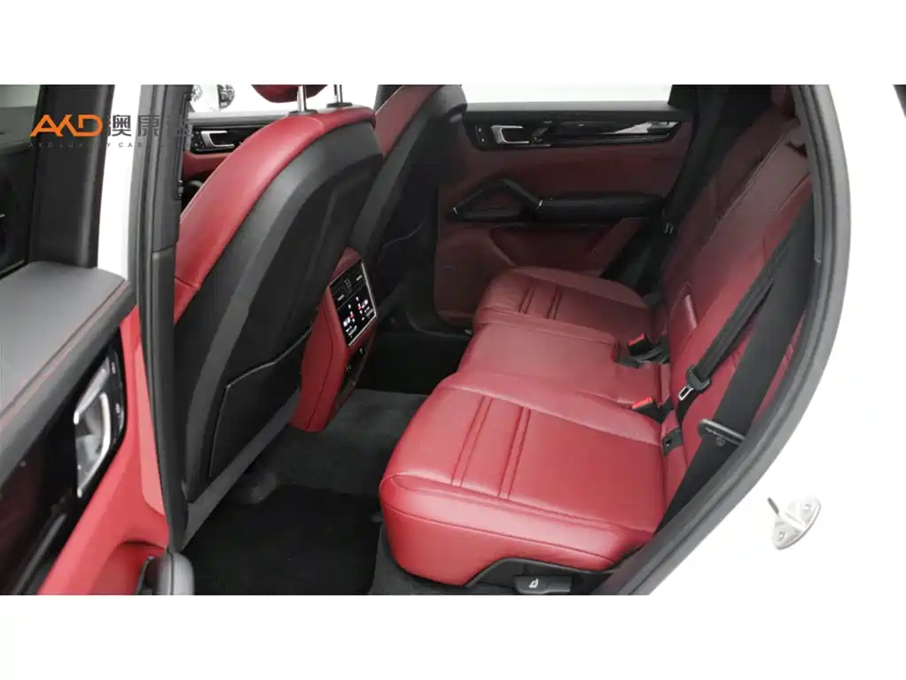 Porsche Cayenne New Energy 2023 Cayenne E-Hybrid 2.0T фото 7