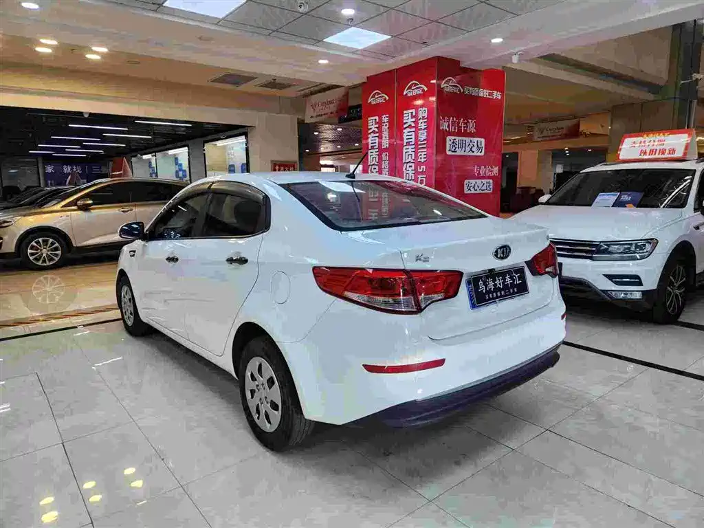 KIA K2