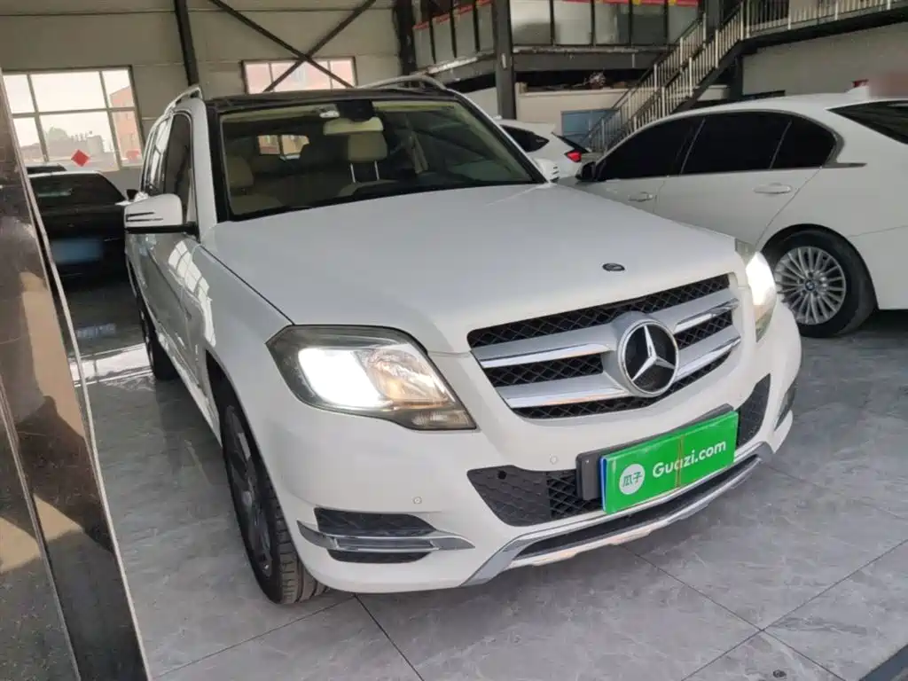 Mercedes-Benz GLK-Class 2013 GLK 300 4MATIC Dynamic Sunroof фото 4