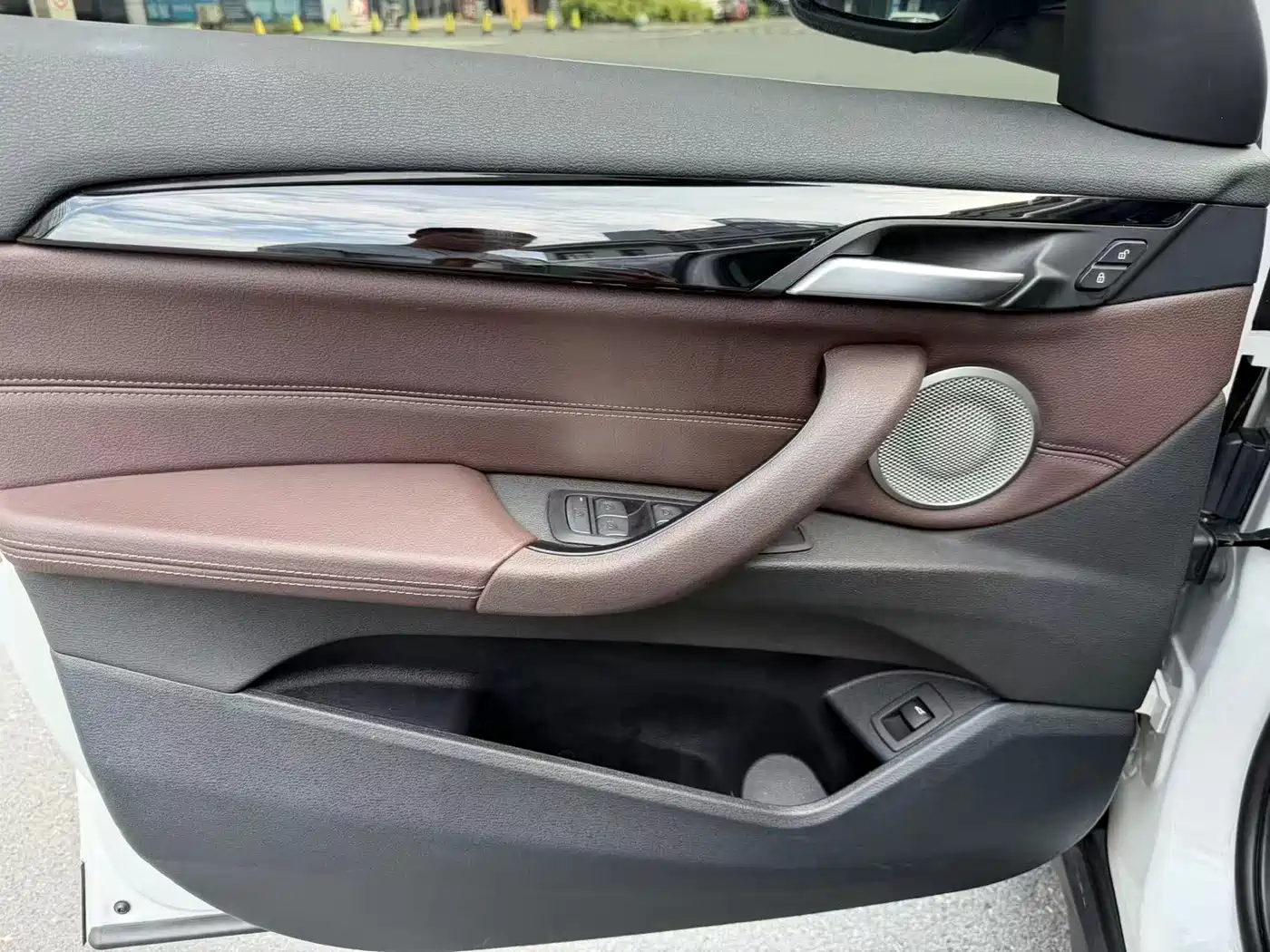 BMW X1 2021 Facelift sDrive25Li Leading фото 4