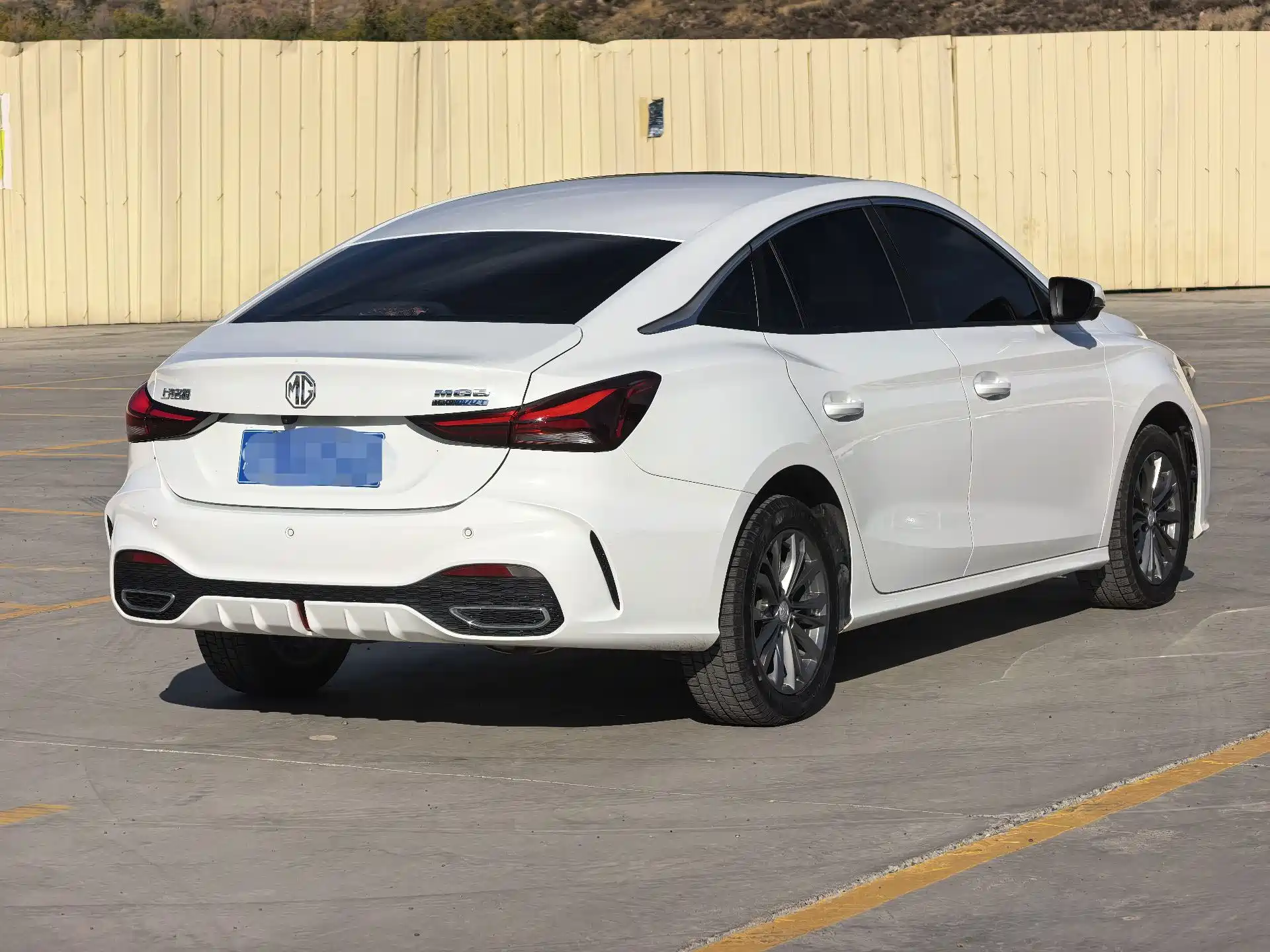 Фото 7 - MG MG5