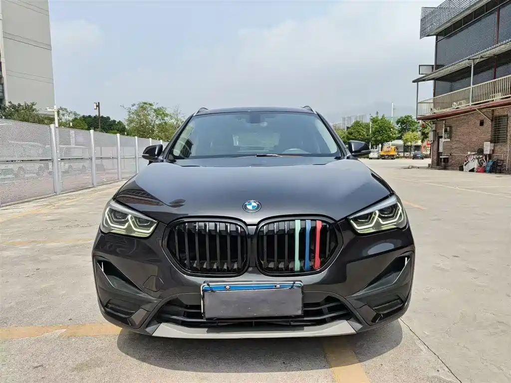 BMW X1 2021 sDrive25Li Leading фото 2