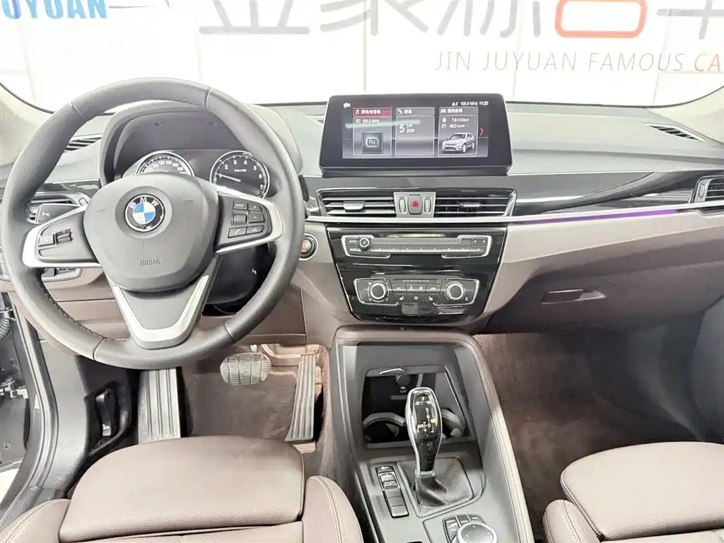 BMW X1 2021 sDrive20Li Fashion фото 12