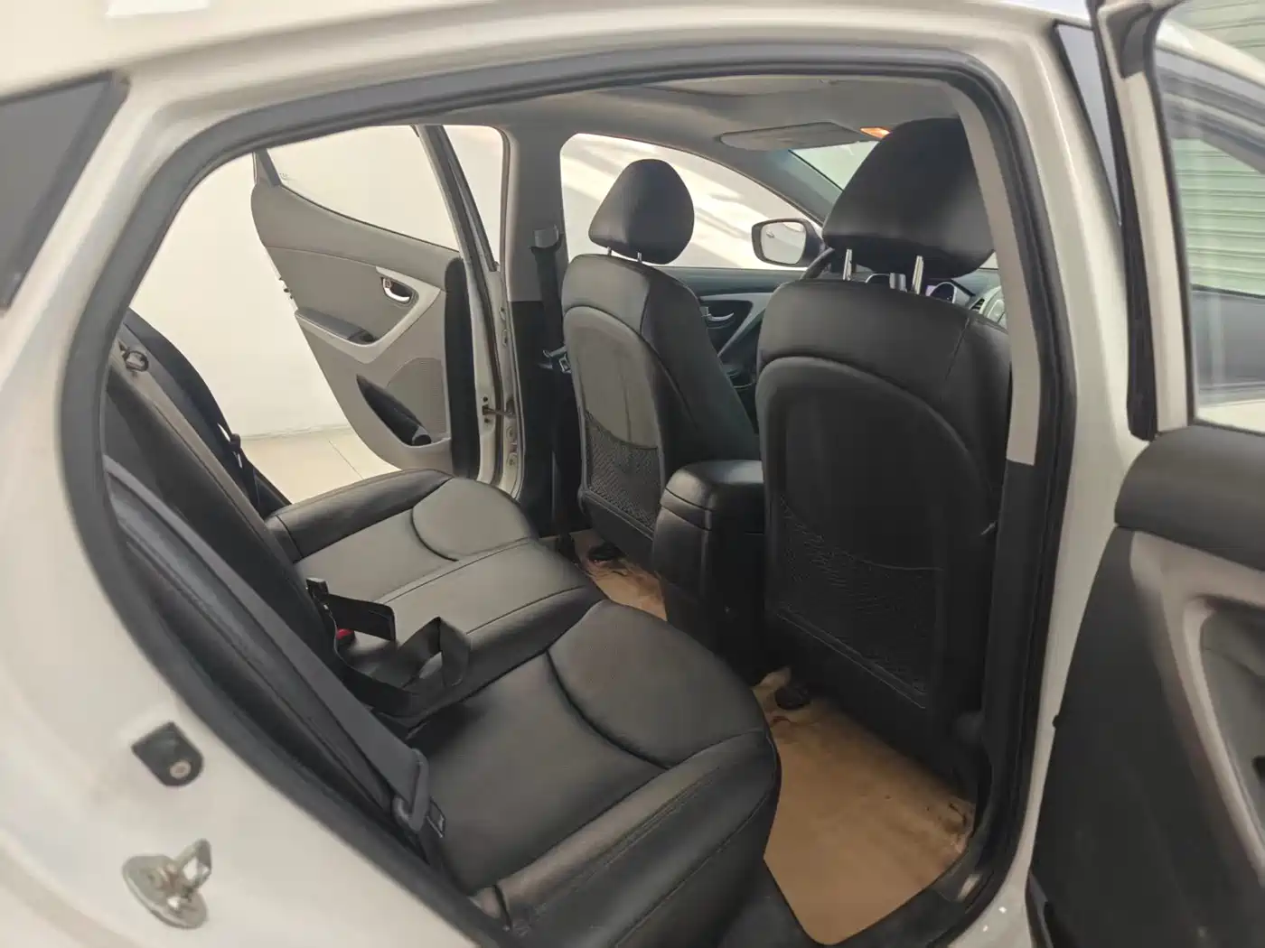 Hyundai Langdong 2015 1.6L Auto Premium фото 12