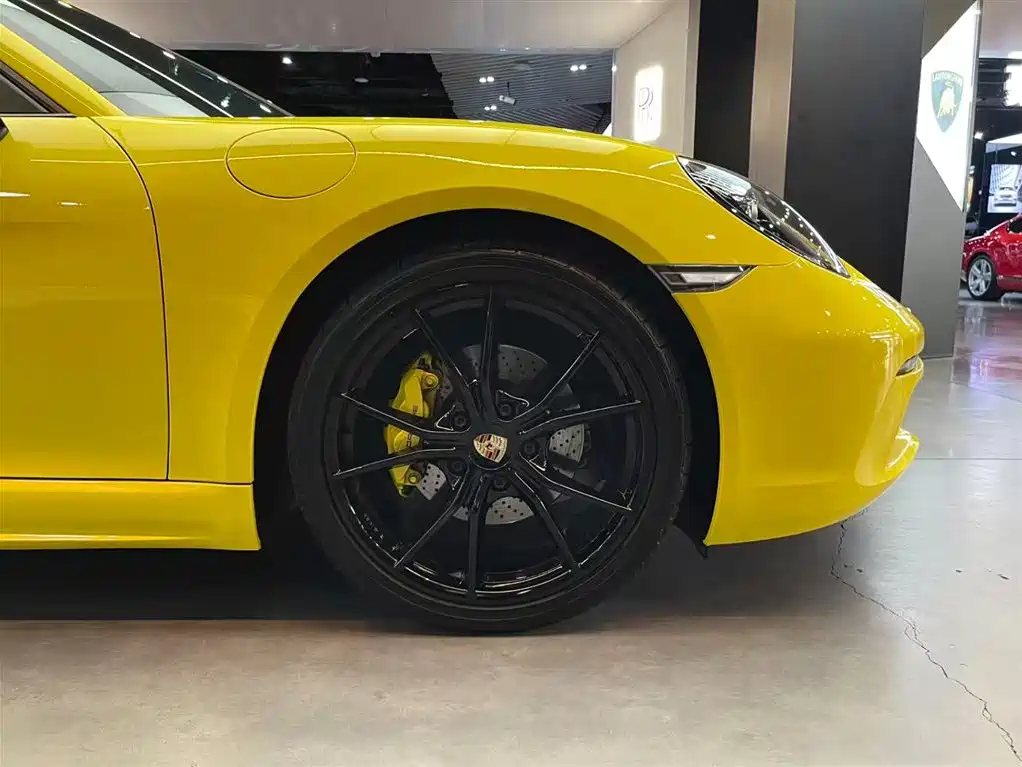 Porsche 718 2018 Cayman 2.0T фото 15